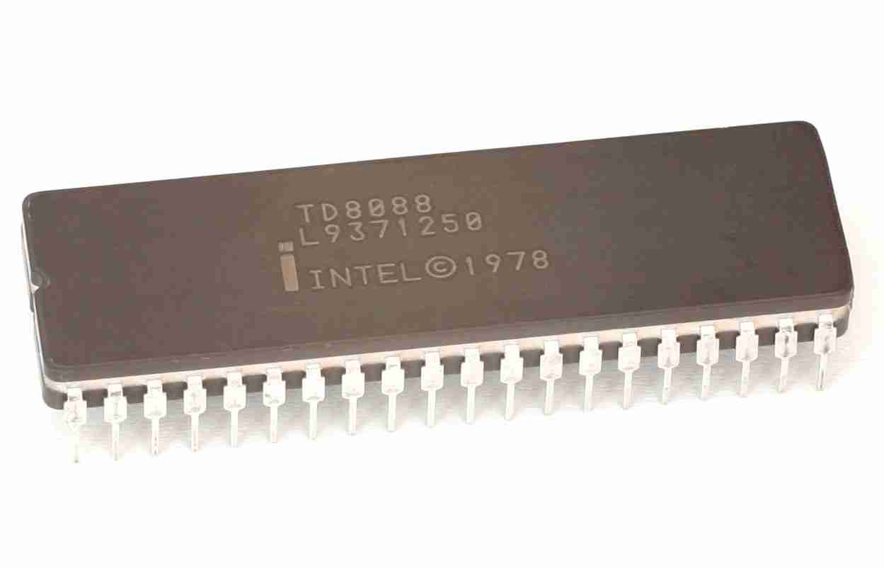 1685613912_intel-8088-processor.jpg